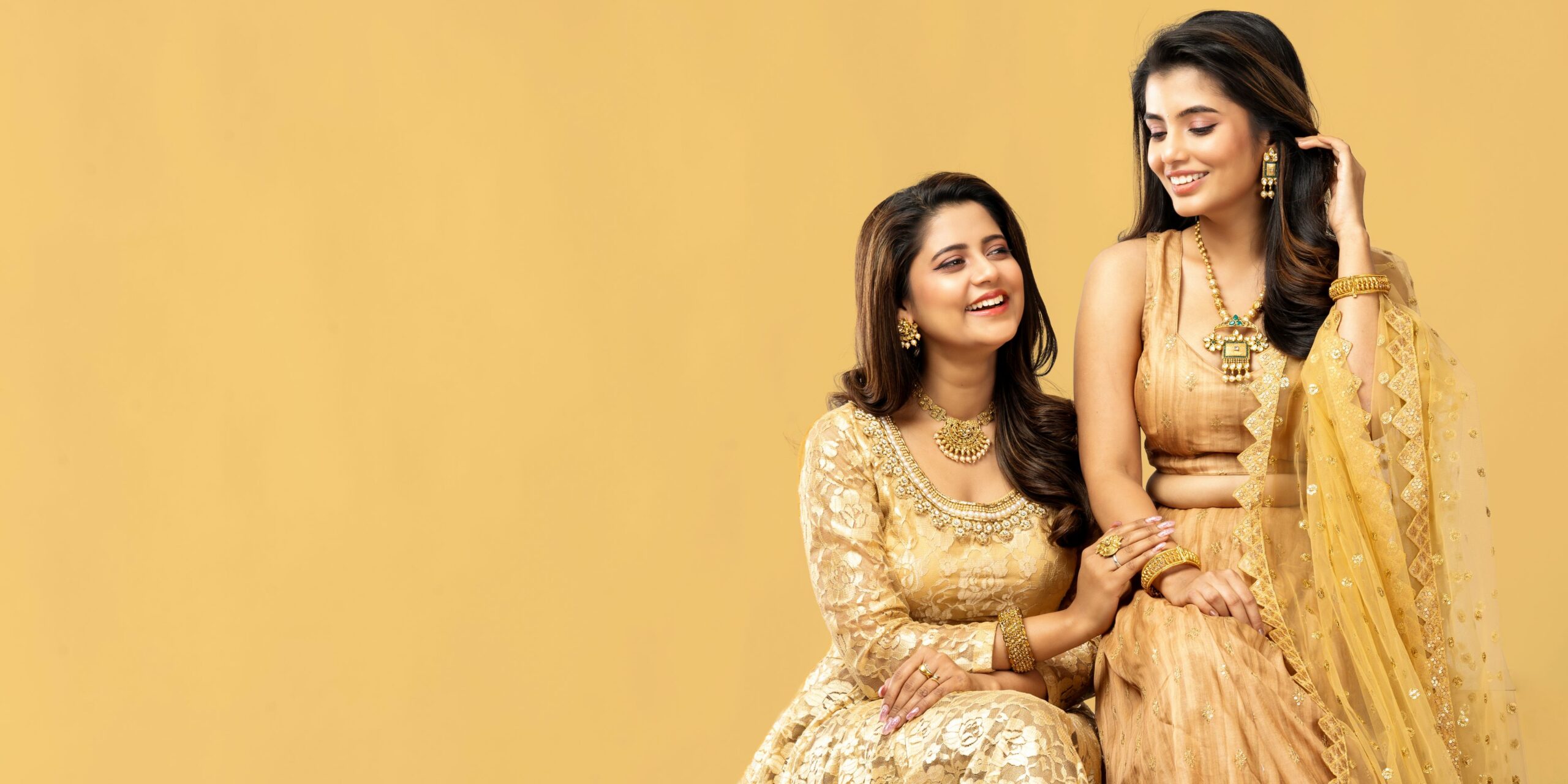 Creamy Black Clean Men's Fashion Landscape Banner (1)